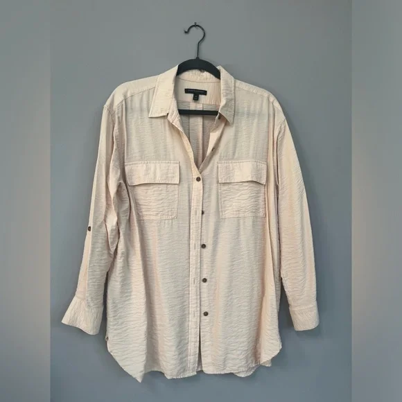 top (M) - Picture 1 of 6